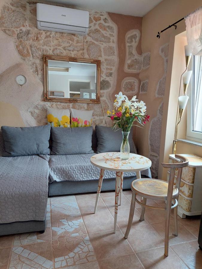 Apartments Lavanda & Divona Sibenik Ngoại thất bức ảnh